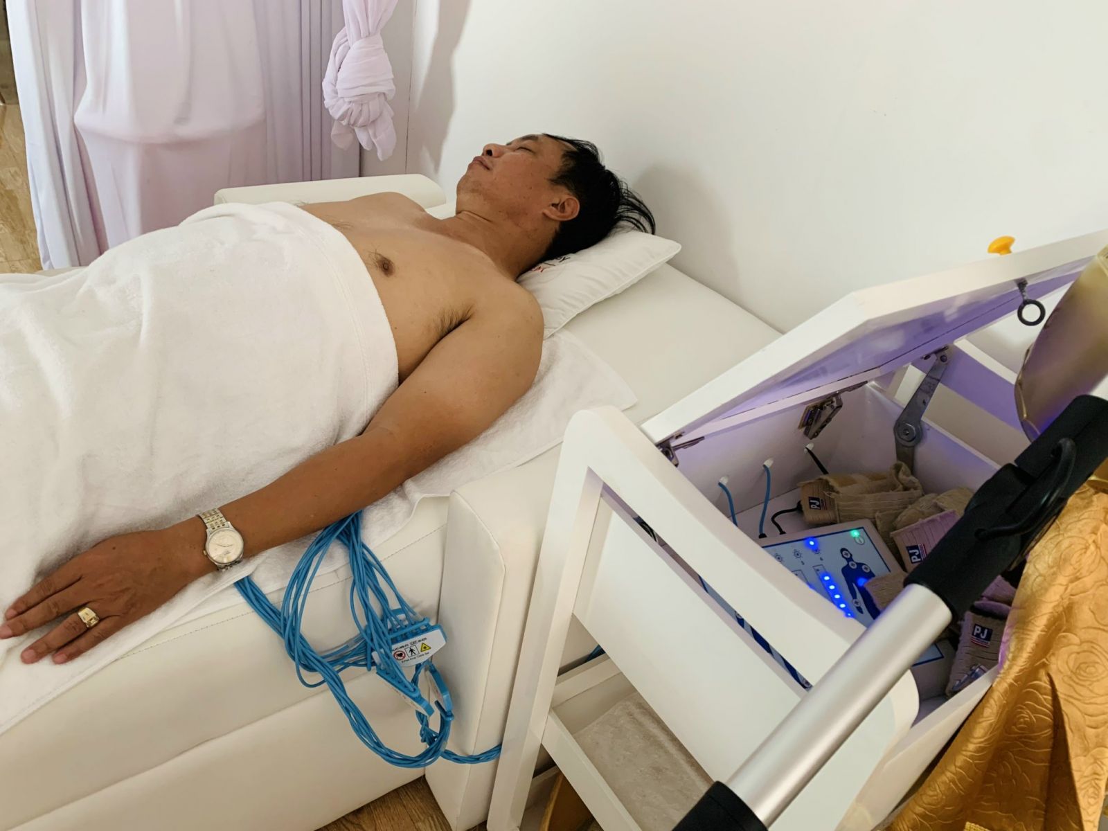 ĐIỀU TRỊ - THOÁI HÓA VÀ HOẠI TỬ KHỚP HÁNG